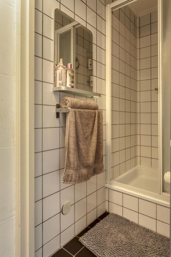 B&B 1971 Hazenstraat - Shared Bathroom อัมสเตอร์ดัม ภายนอก รูปภาพ